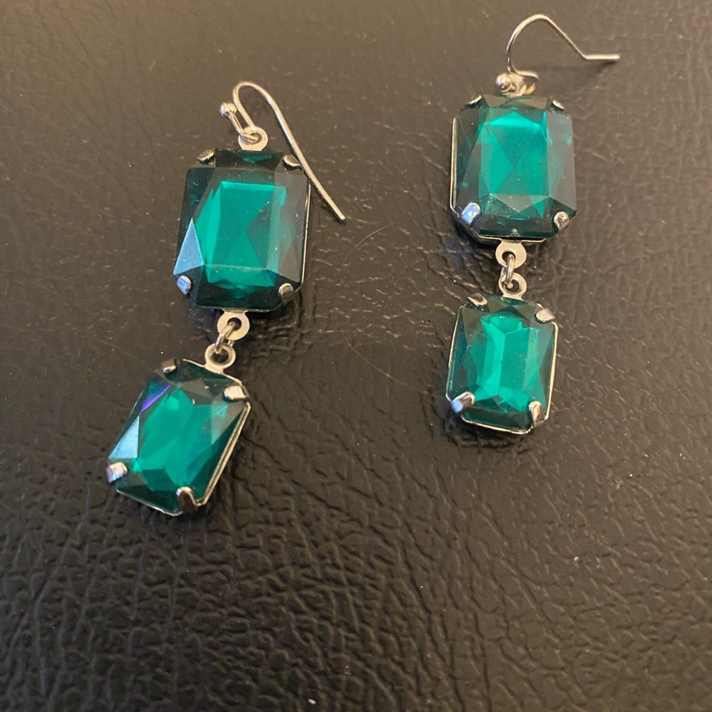 Earrings bundle - Picture 7 of 8